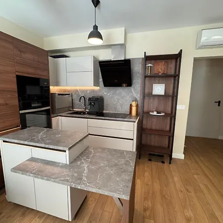 The Portal Infinity Pool And Barbecue Apartment Varna