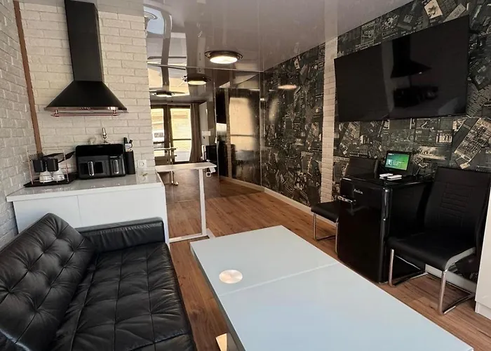 The Portal Infinity Pool And Barbecue