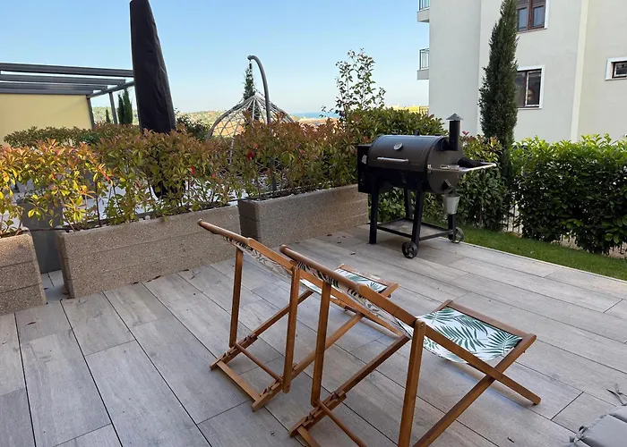 The Portal Infinity Pool And Barbecue Варна