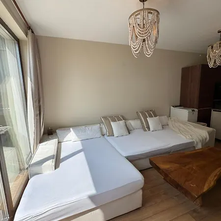 Apartmán The Portal Infinity Pool And Barbecue Varna