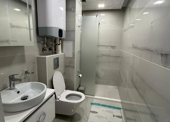 The Portal Infinity Pool And Barbecue Apartment Varna